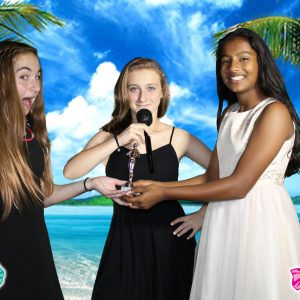 2016-10-08-nyx-events-greenscreen-emily-and-kayla-wolner-108